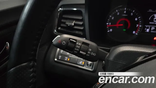 KG_Mobility_Ssangyong TIBOLI Very New Tivoli Бензин 1.5 2WD — Фото автомобиля 17