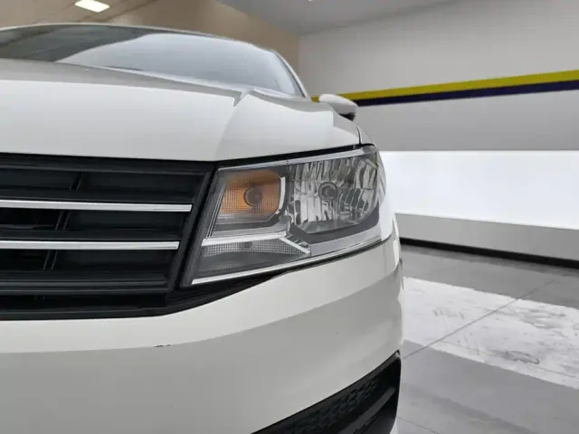 Volkswagen Santana — Фото автомобиля 5