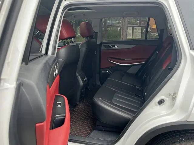 Changan CS75 — Фото автомобиля 13