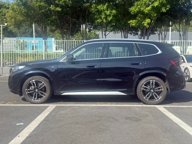 BMW X1 — Фото автомобиля 4