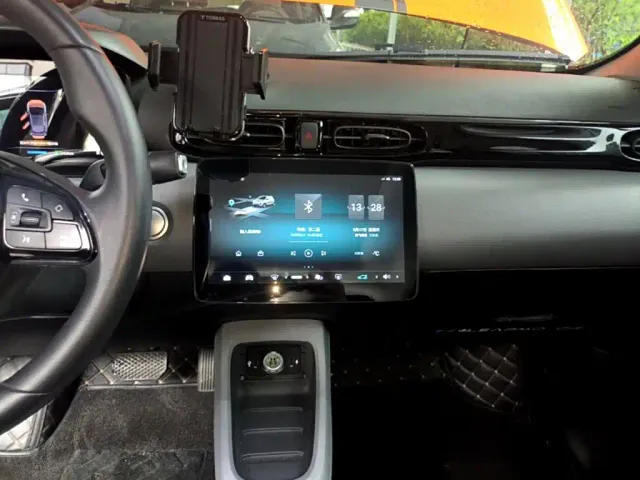 Leapmotor T03 — Фото автомобиля 8