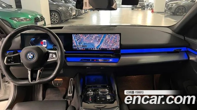 BMW 5 Series G60 — Фото автомобиля 7