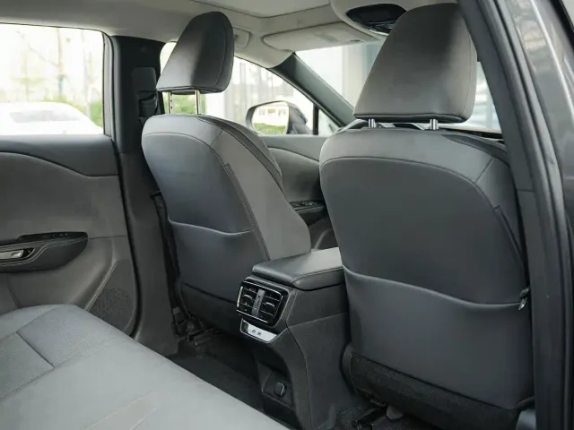 Lexus RZ — Фото автомобиля 13