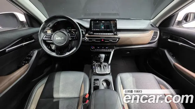 Kia Seltos Seltos Бензин 1.6 турбо 2WD — Фото автомобиля 7