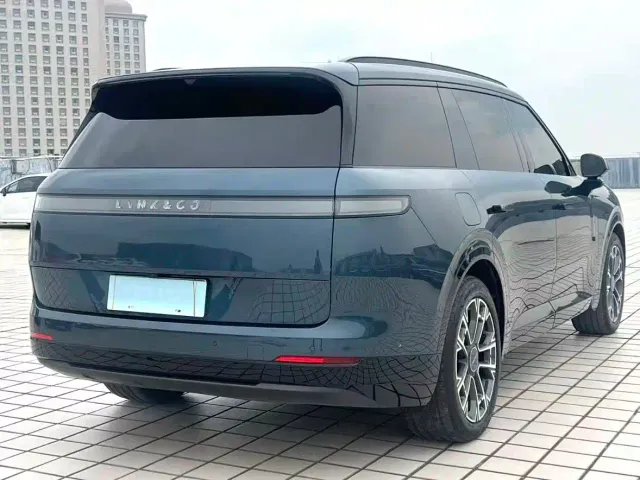 Lynk & Co 900 — Фото автомобиля 6