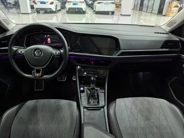Volkswagen Sagitar — Фото автомобиля 13