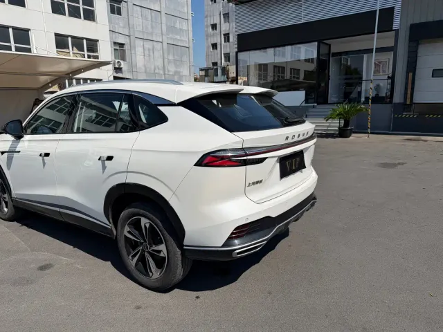 Roewe RX5 — Фото автомобиля 7