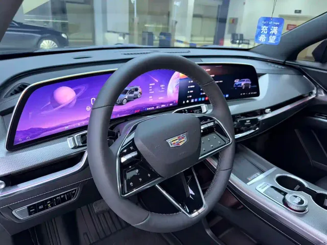 Cadillac XT5 — Фото автомобиля 7