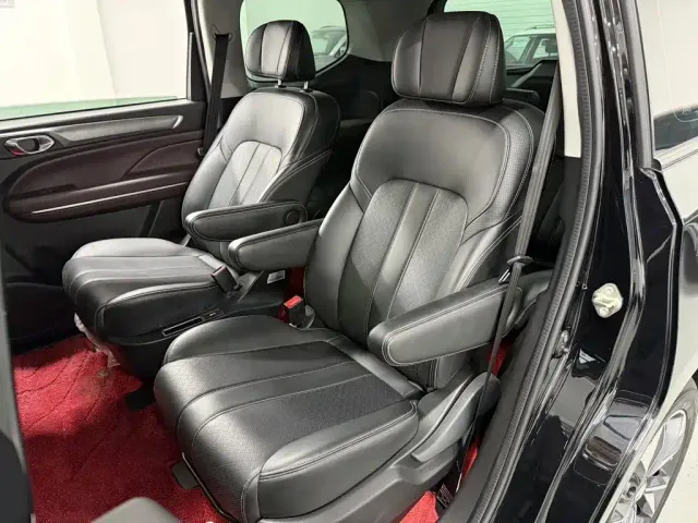 GAC Trumpchi M6 — Фото автомобиля 13