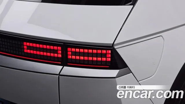 Hyundai Ioniq 5 — Фото автомобиля 8