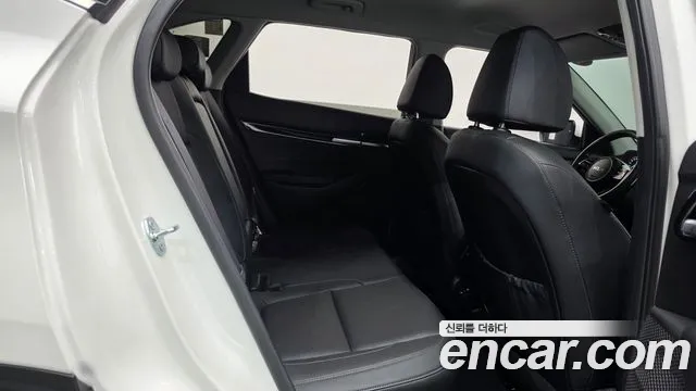 Kia Seltos New — Фото автомобиля 26
