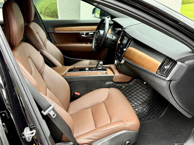 Volvo S90 — Фото автомобиля 15