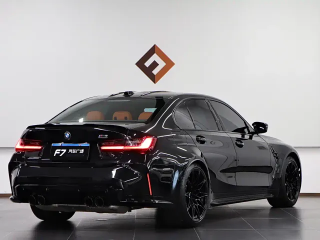 BMW M3 — Фото автомобиля 6