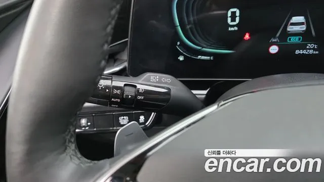 Kia Niro The All New — Фото автомобиля 30