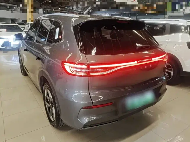 Geely Galaxy E5 — Фото автомобиля 4