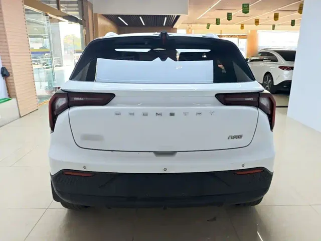 Geely Geometry E Firefly — Фото автомобиля 5