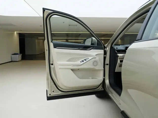 Haval H6 — Фото автомобиля 16