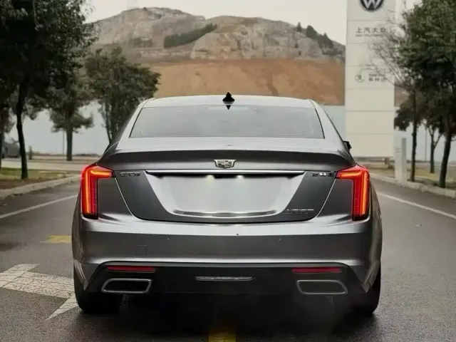 Cadillac CT5 — Фото автомобиля 8