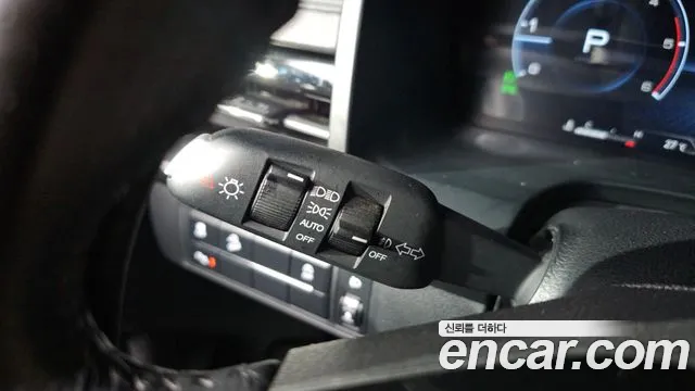 KG_Mobility_Ssangyong Rexton Новый Rexton Sport Khan Дизель 2.2 4WD — Фото автомобиля 28