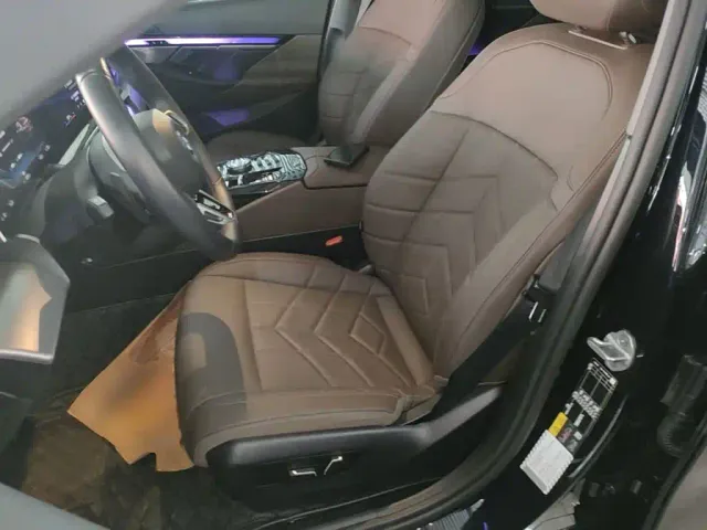 BMW i5 — Фото автомобиля 14