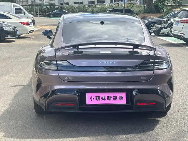 Xiaomi SU7 — Фото автомобиля 21