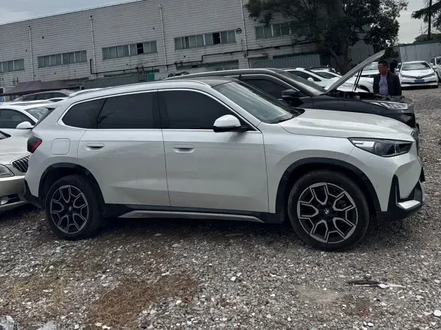 BMW X1 — Фото автомобиля 3