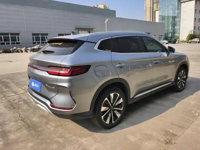 BYD Song PLUS — Фото автомобиля 3