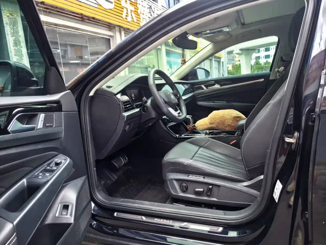 Volkswagen Passat — Фото автомобиля 8