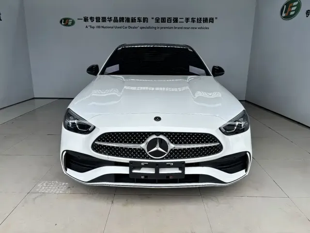 Mercedes-Benz C-Class — Фото автомобиля 3