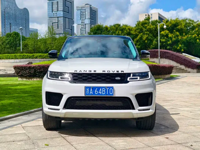 Land Rover Range Rover Sport — Фото автомобиля 2