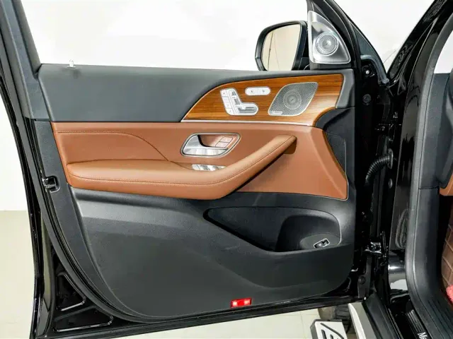 Mercedes-Benz GLE-Class — Фото автомобиля 18