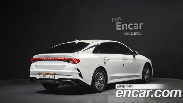 Фотография автомобиля — Kia K5 Generation 3