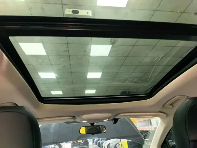 Ford Edge — Фото автомобиля 17