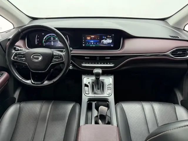 GAC Trumpchi M6 — Фото автомобиля 13