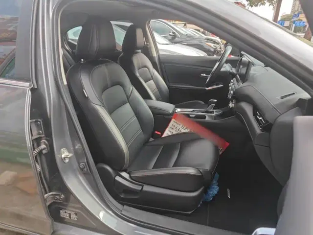 Nissan Sylphy — Фото автомобиля 24
