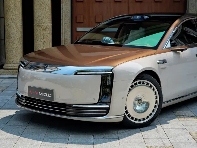 Maextro S800 — Фото автомобиля 10