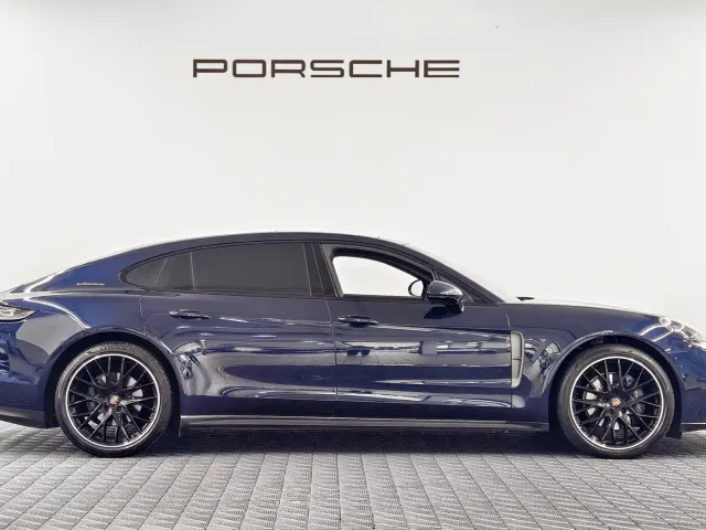 Porsche Panamera — Фото автомобиля 13