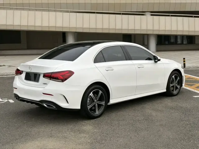 Mercedes-Benz A-Class — Фото автомобиля 6