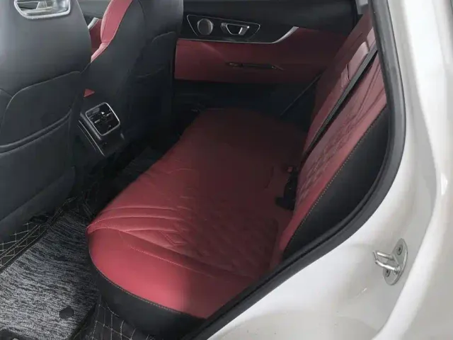 Chery Tiggo 7 PLUS — Фото автомобиля 11
