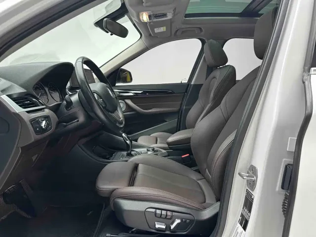 BMW X1 — Фото автомобиля 4