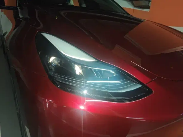 Tesla Model Y — Фото автомобиля 7