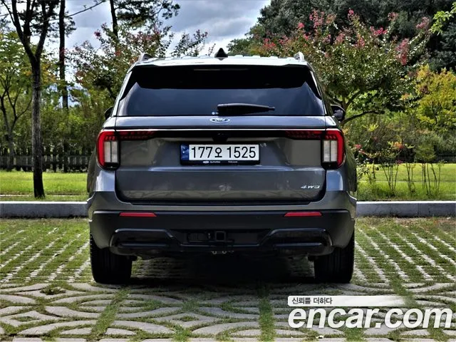 Ford Explorer Generation 6 — Фото автомобиля 4