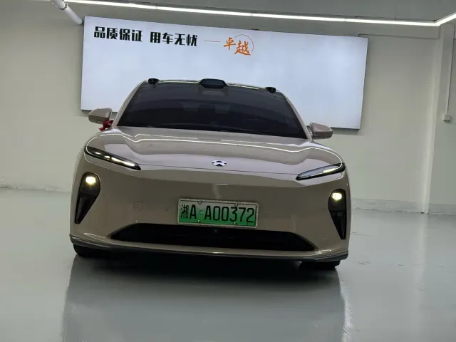 Nio ET5 — Фото автомобиля 2