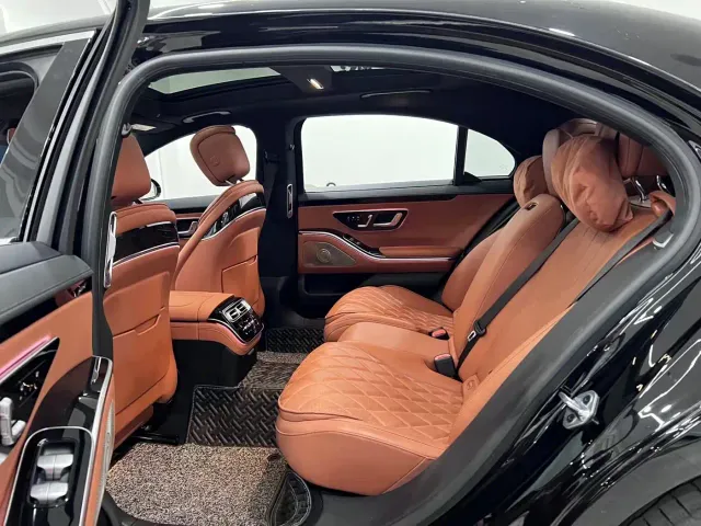 Mercedes-Benz S-Class — Фото автомобиля 10