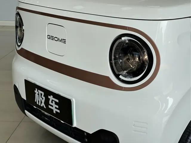 Geely Panda — Фото автомобиля 2