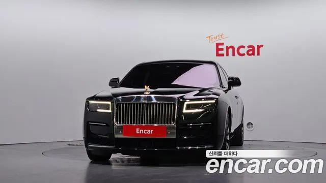 Rolls-Royce Ghost — Фото автомобиля 2