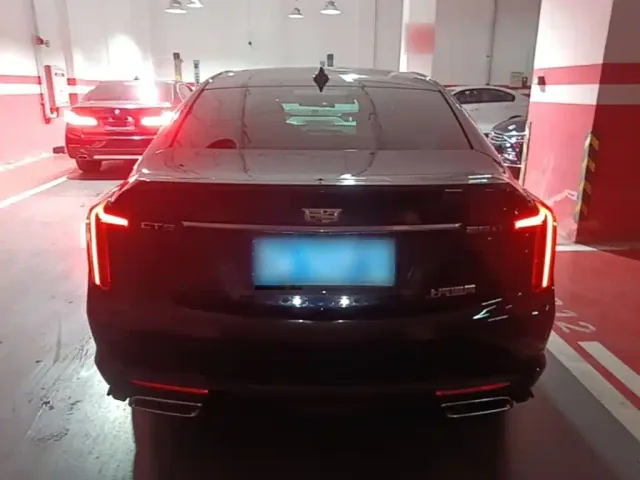 Cadillac CT5 — Фото автомобиля 5