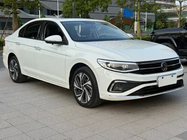 Volkswagen Bora — Фото автомобиля 3