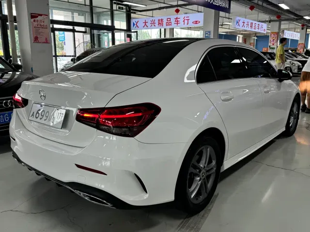 Mercedes-Benz A-Class — Фото автомобиля 6
