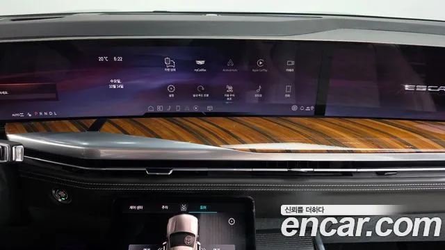 Cadillac Escalade — Фото автомобиля 23